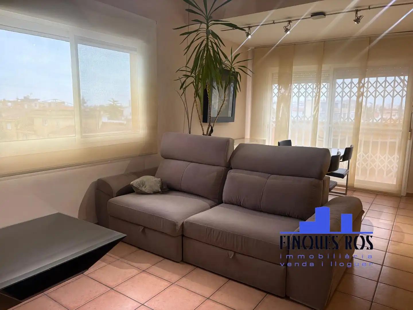 Sala de estar de Ático en venta en Vinaròs con Aire acondicionado, Terraza y Amueblado