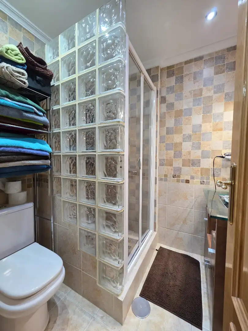 Bathroom of Detached homes for sale in Getafe  with Air Conditioner, Heating and Parquet flooring