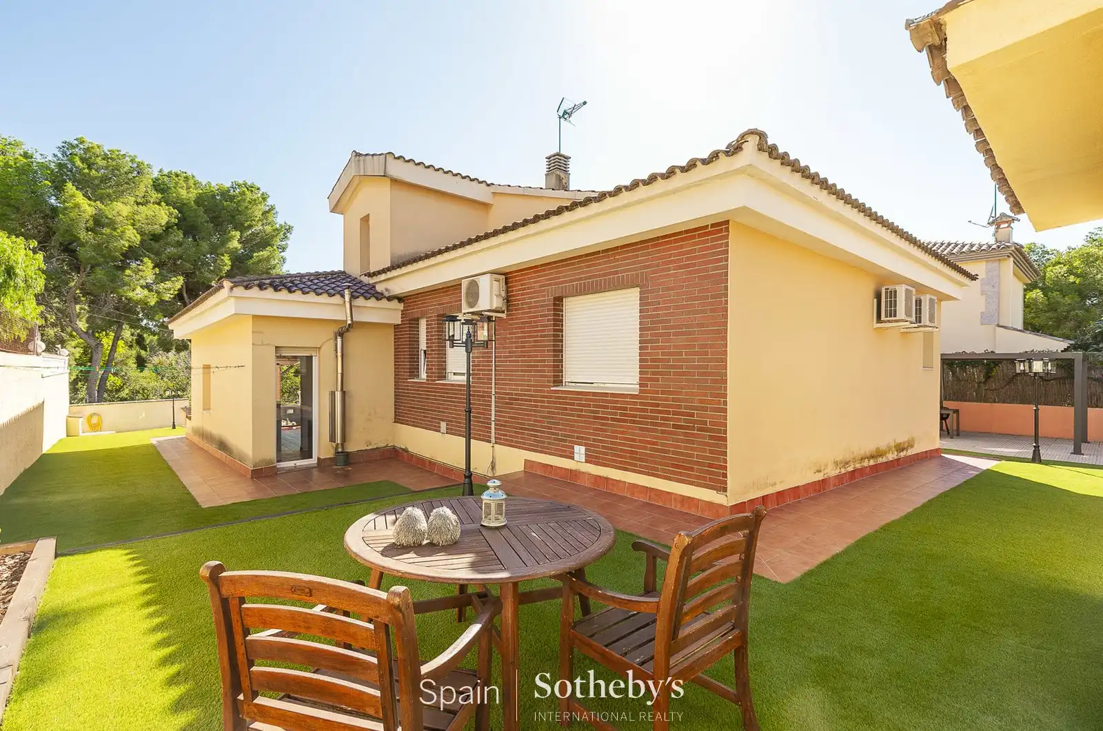 House with pool for sale in Mas d'En Serra - Els Cards, imagen 3