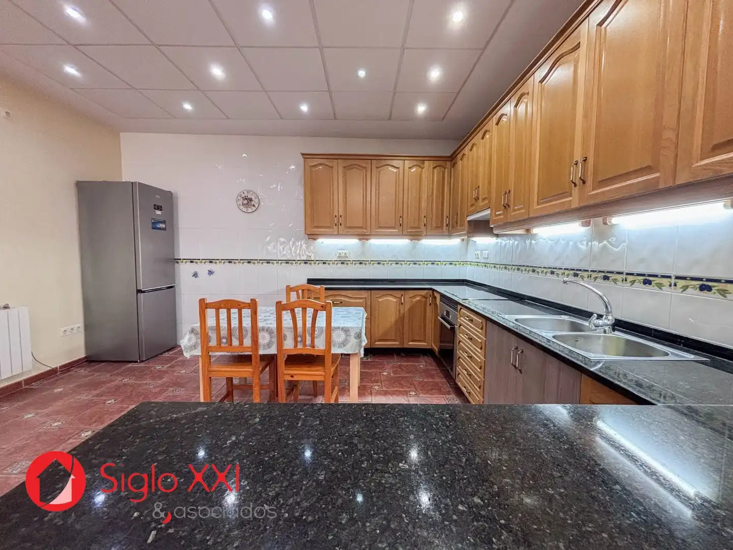 Casa con terraza en venta en Madrigal, imagen 3