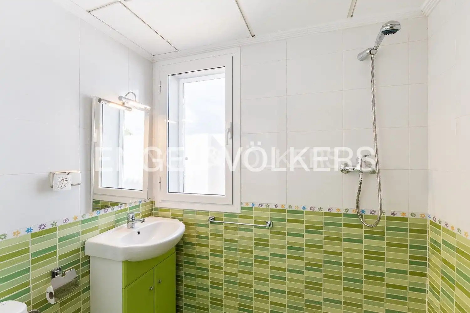 Baño de Casa o chalet en venta en Bétera con Aire acondicionado, Calefacción y Jardín privado
