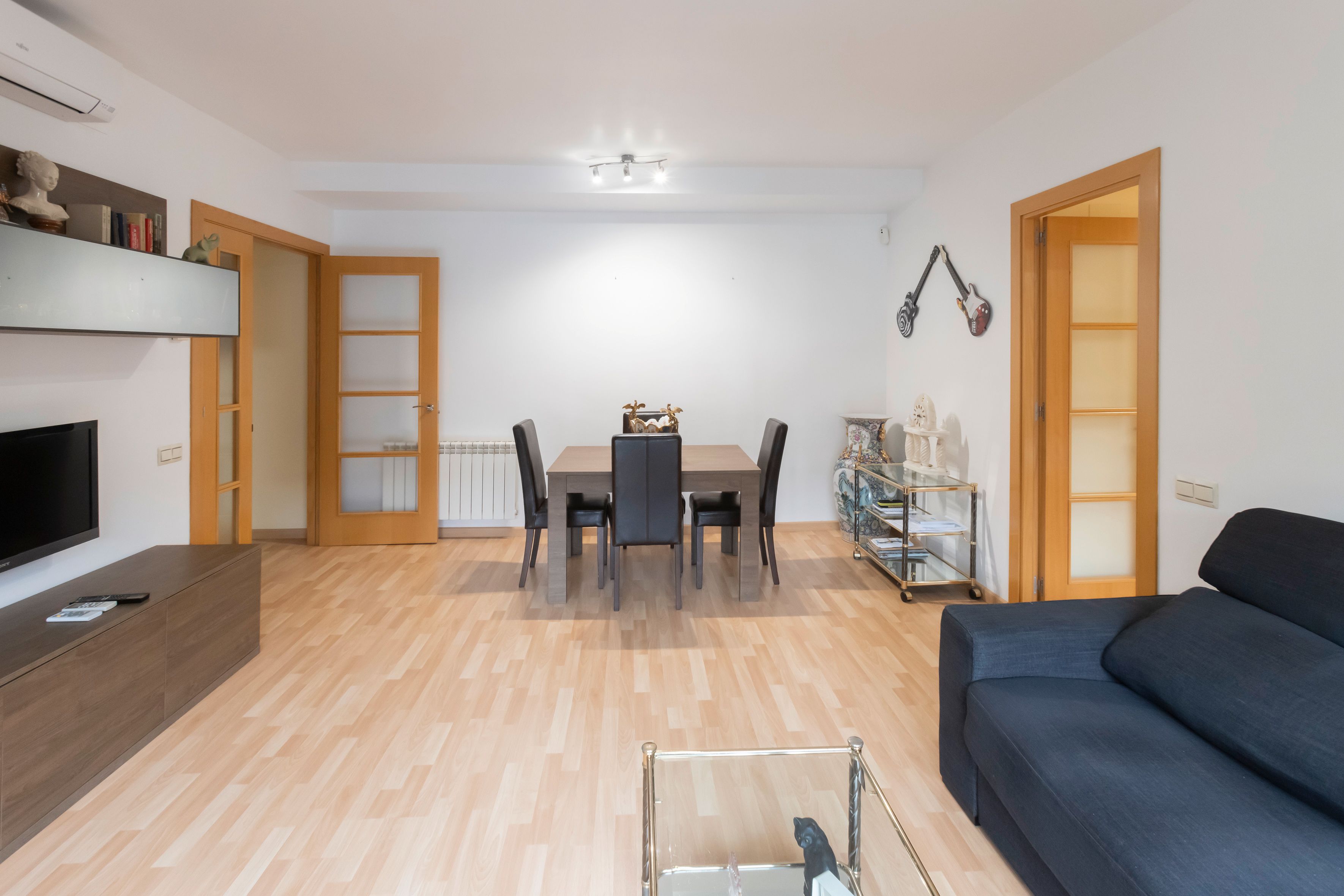 Flat for sale in Rubí  with Air Conditioner, Heating and Parquet flooring