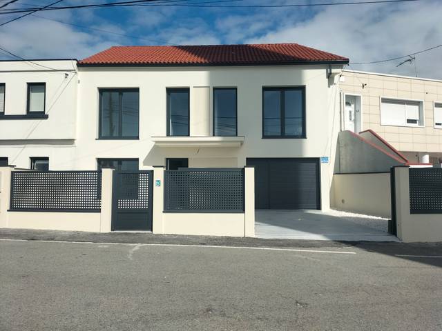 Casa adosada en Alquiler en Rúa Eirís de Arriba en Eirís