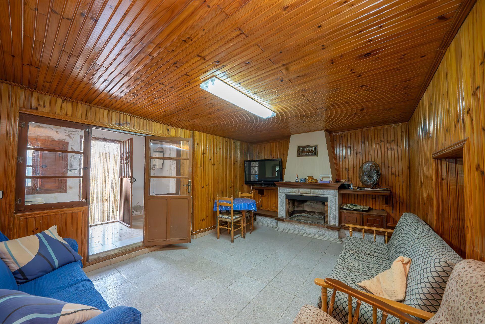 Country house for sale in Orihuela  with Air Conditioner, Private garden and Storage room