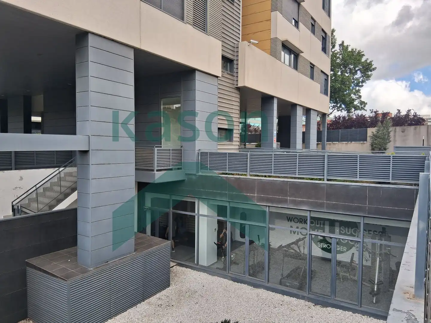 Vista exterior de Estudio en venta en Madrid con Aire acondicionado, Calefacción y Trastero