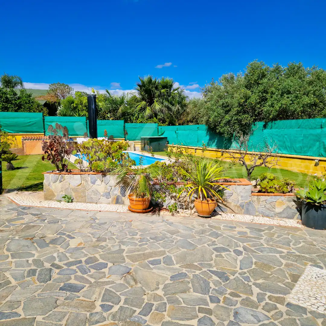 Jardí de Casa o xalet en venda en Alhaurín de la Torre amb Aire condicionat, Jardí privat i Terrassa