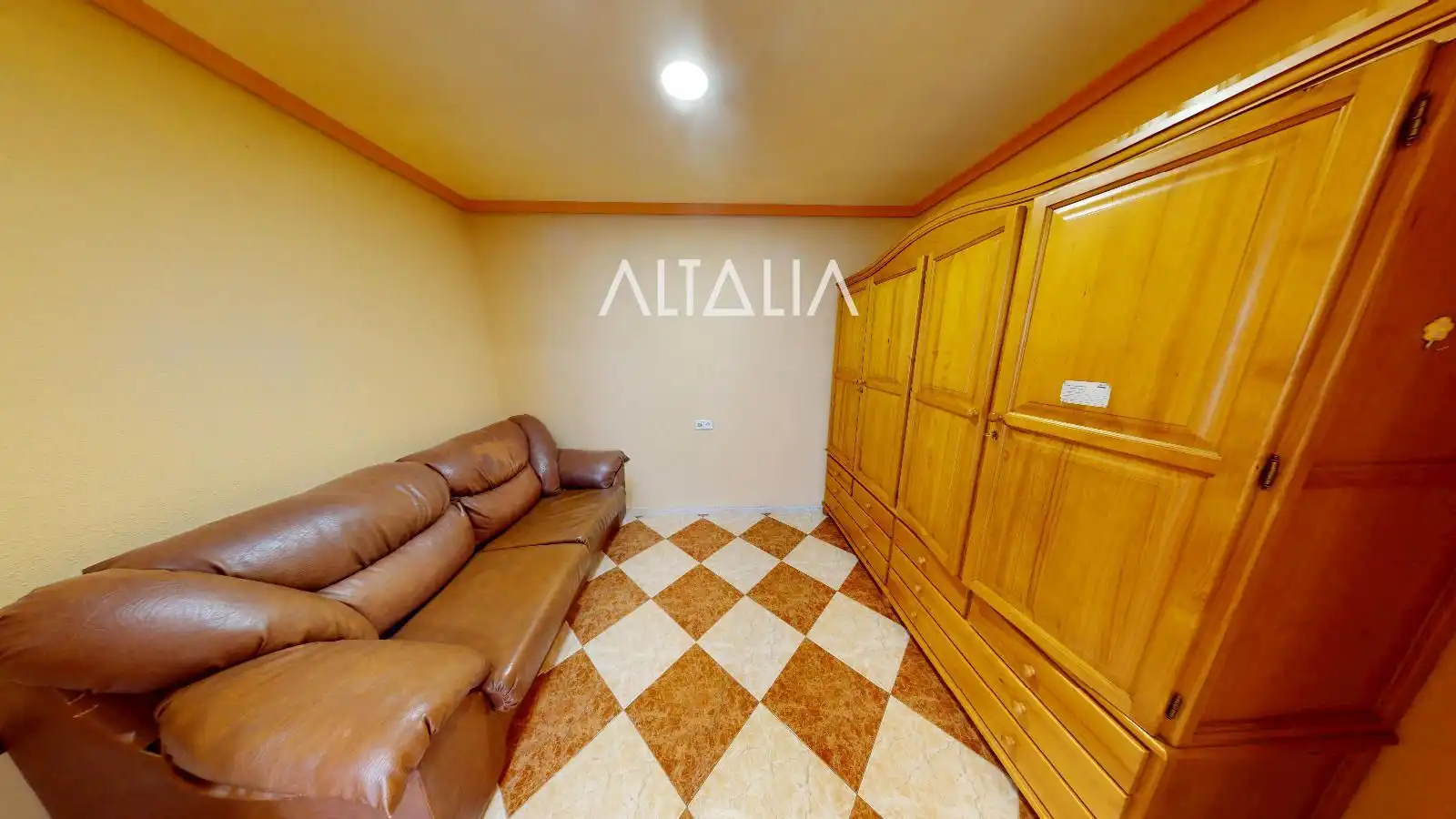 Piso en venta en Cuenca con Calefacción y Terraza
