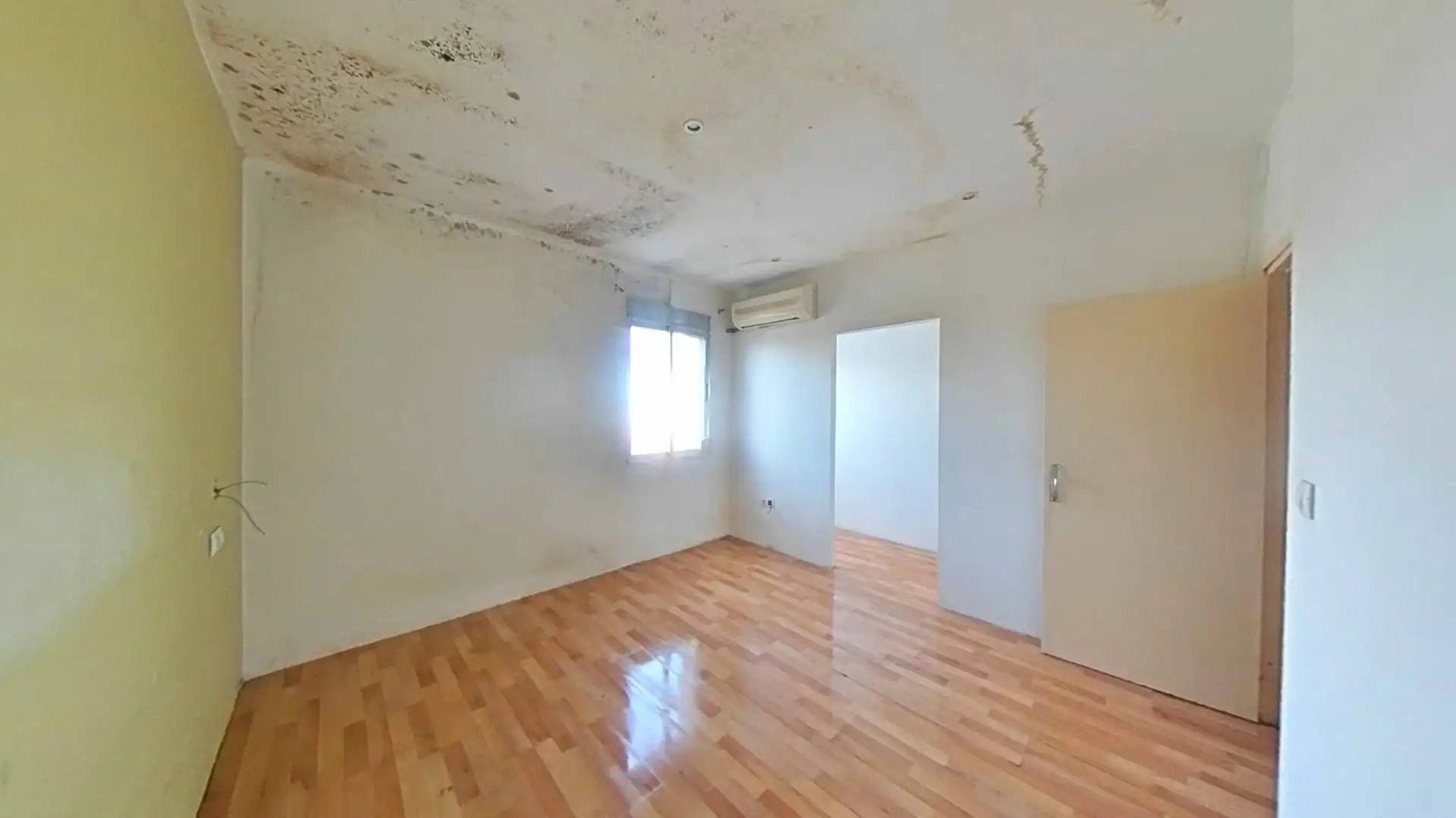 Habitación de Apartamento en venta en Las Cabezas de San Juan