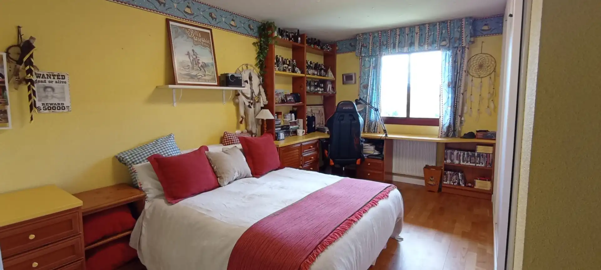Dormitori de Casa adosada en venda en Simancas amb Calefacció, Jardí privat i Parquet