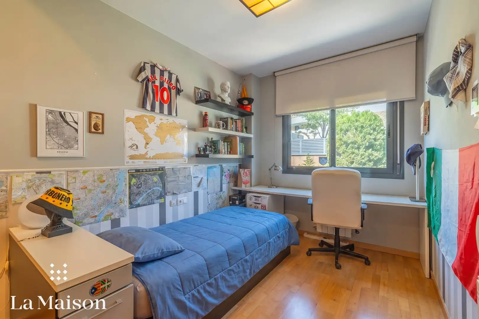 Habitación de Casa adosada en venta en Cabrils con Aire acondicionado, Calefacción y Jardín privado