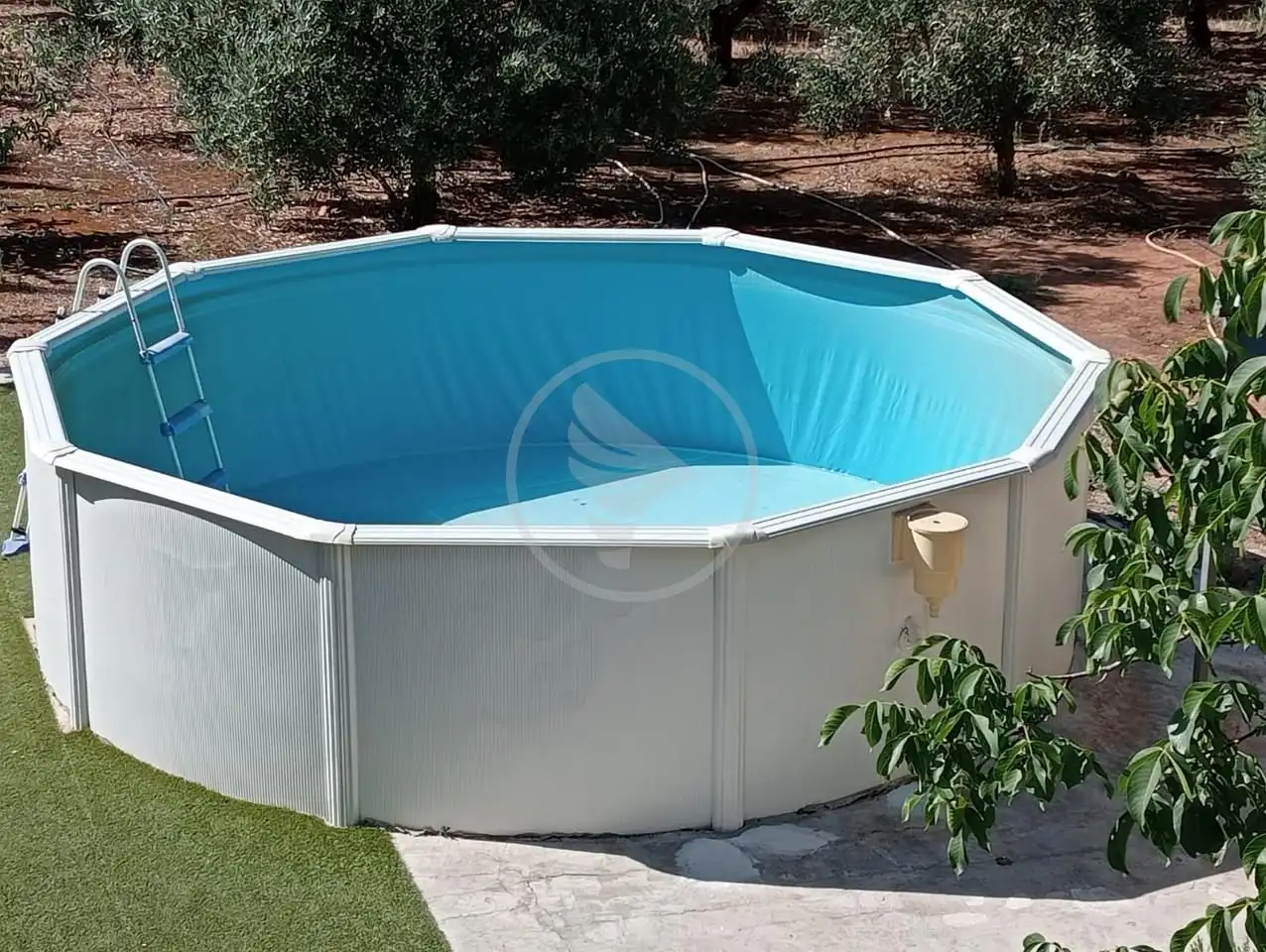 Schwimmbecken von Country house zum Verkauf in Linares mit Privatgarten, Terrasse und Schwimmbad