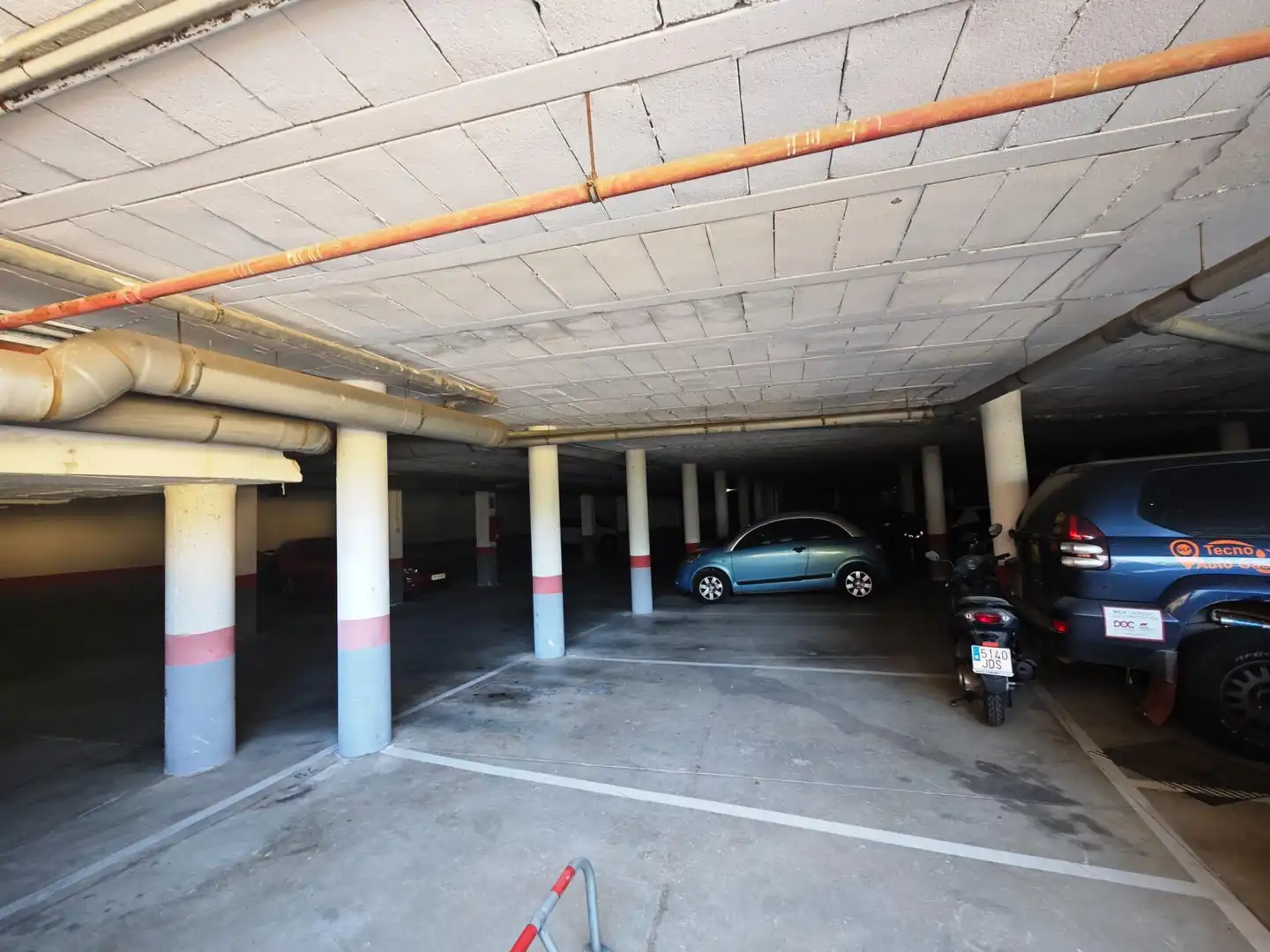 Parking de Estudio de alquiler en Fuengirola con Aire acondicionado, Jardín privado y Terraza