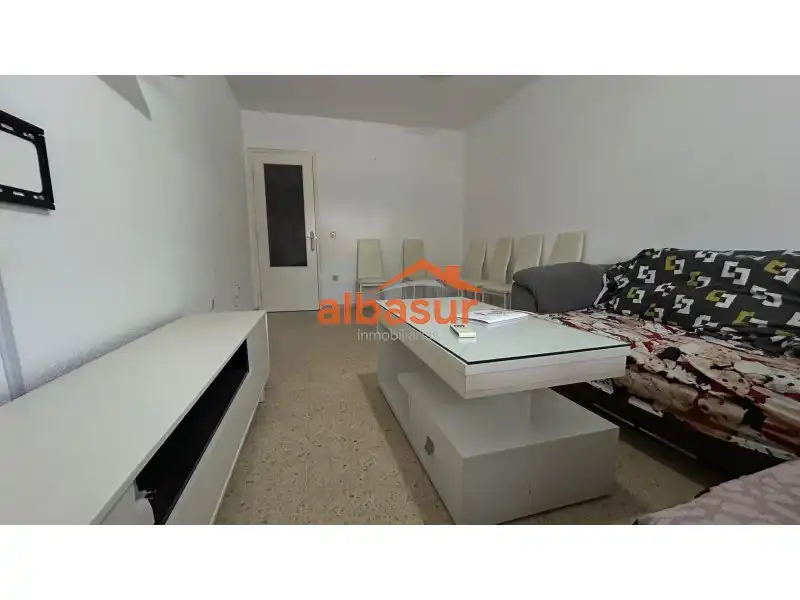 Sala d'estar de Pis en venda en Córdoba amb Aire condicionat