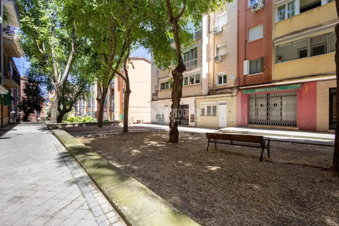 Vista exterior de Piso en venta en Madrid con Calefacción y Trastero
