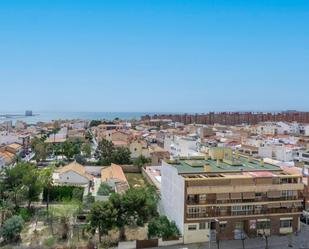 Vista exterior de Àtic en venda en Alicante / Alacant amb Aire condicionat, Parquet i Terrassa