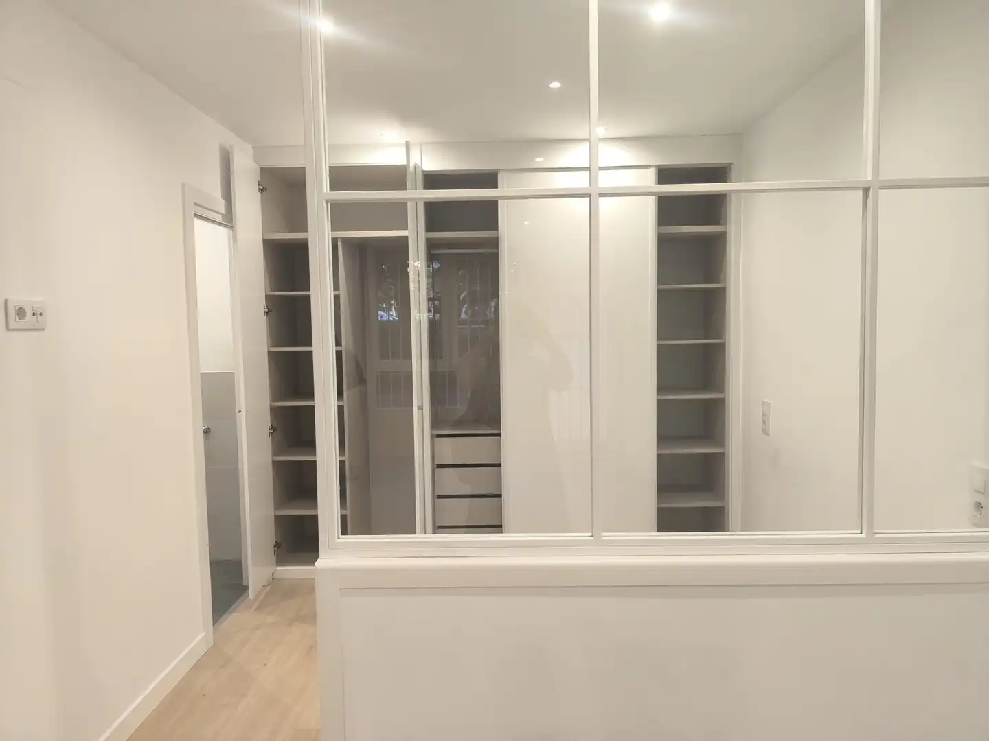 Bedroom of Flat for rent in Madrid  with Air Conditioner, Heating and Parquet flooring