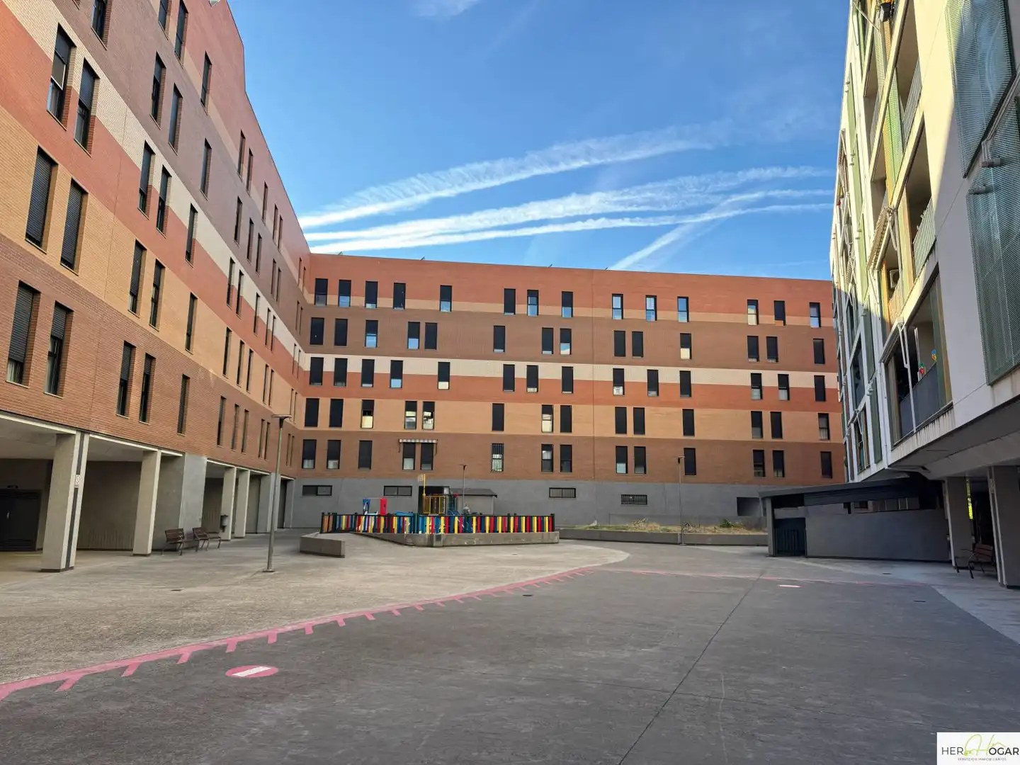 Vista exterior de Piso en venta en Santa María de Benquerencia