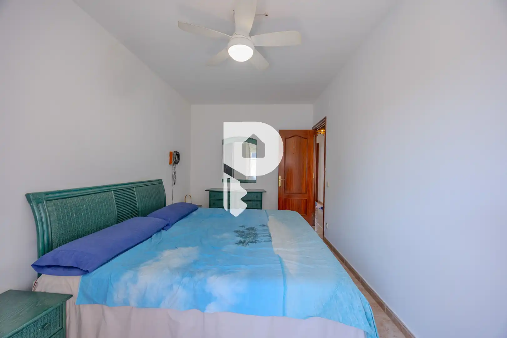 Habitación de Casa adosada en venta en Sant Vicenç Dels Horts con Aire acondicionado, Calefacción y Terraza