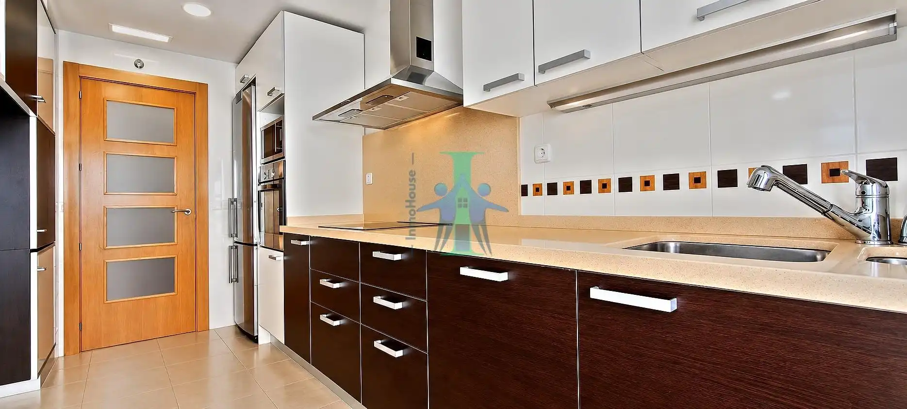 Kitchen of Apartments for rent in Facultad de Medicina
