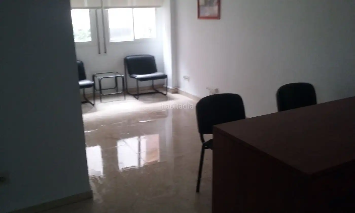 Oficina amb ascensor de lloguer a Calle Marina 16, imagen 2