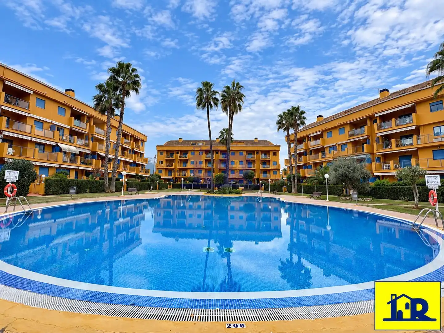 Dúplex con piscina en venta en Assagador de La Marjal ( PV 71)