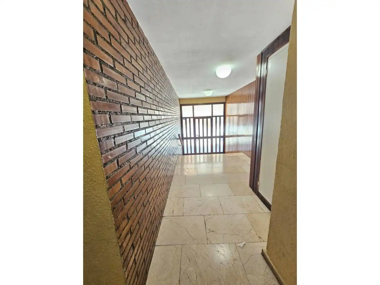 Wohnung zum Verkauf in Alicante / Alacant mit Klimaanlage, Möbliert und Balkon