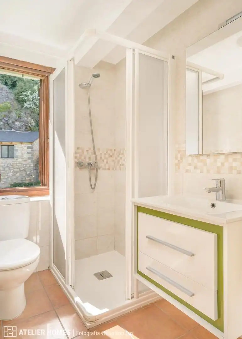 Casa con terraza en venta en Calle Única de Sandinies 35, imagen 29