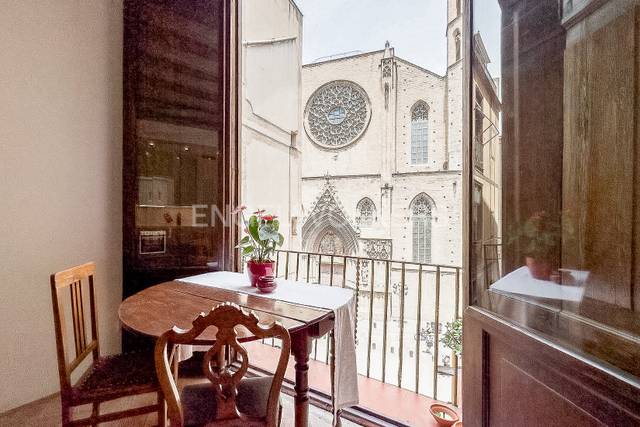 Apartamento en Alquiler en Sant Pere, Sta. Caterina i la Ribera