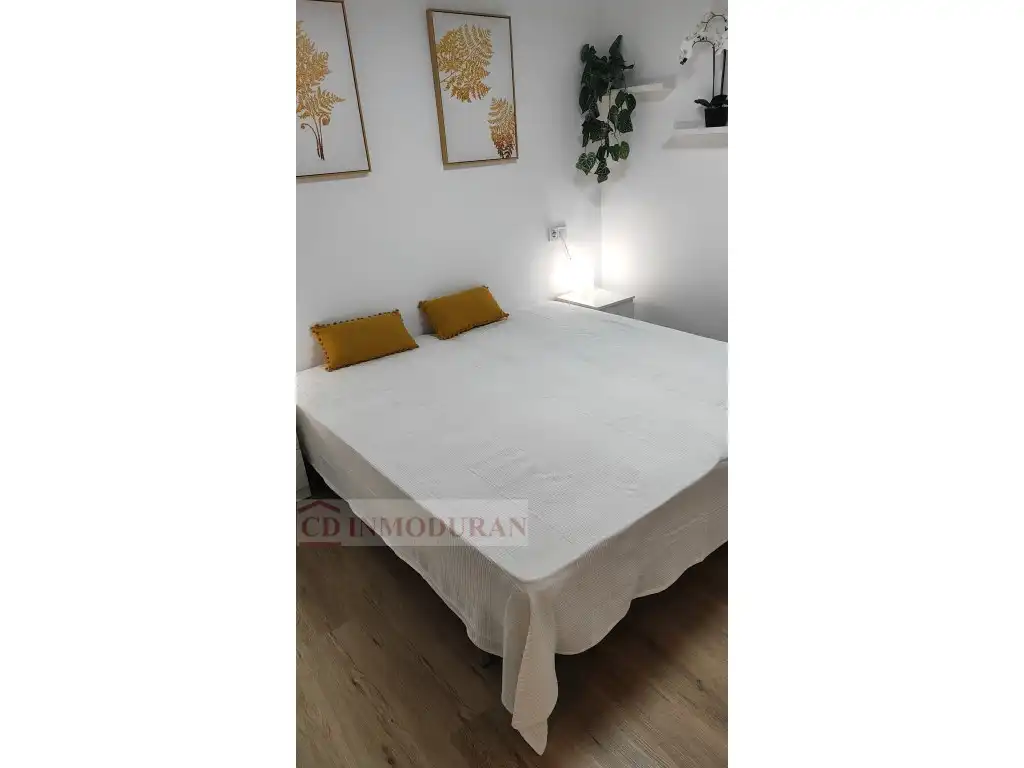 Schlafzimmer von Wohnung zur Miete in Alicante / Alacant
