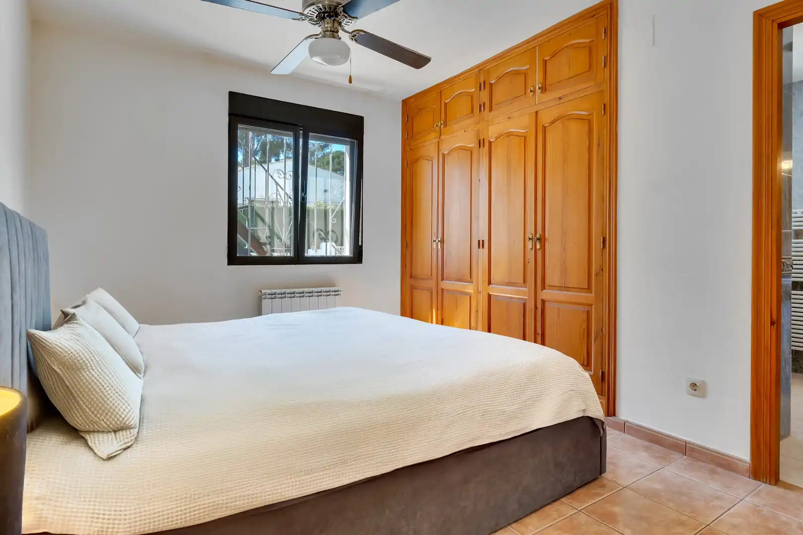Schlafzimmer von Haus oder Chalet zum Verkauf in Moraira mit Klimaanlage