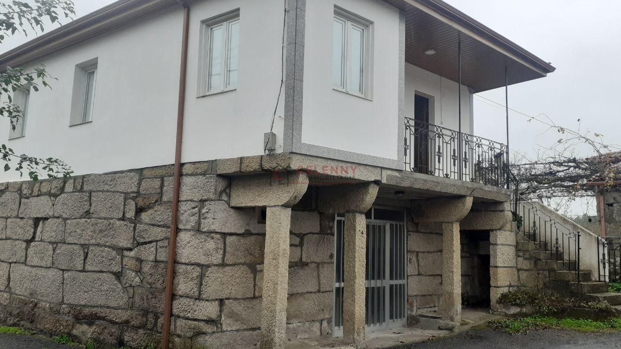 Vista exterior de Casa o xalet en venda en Esgos amb Calefacció, Jardí privat i Traster