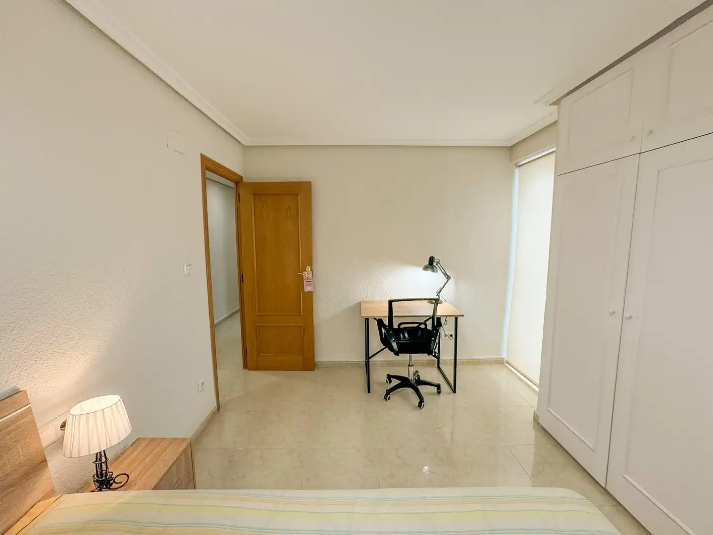 Habitación en Reina Victoria - Miguel Hernández