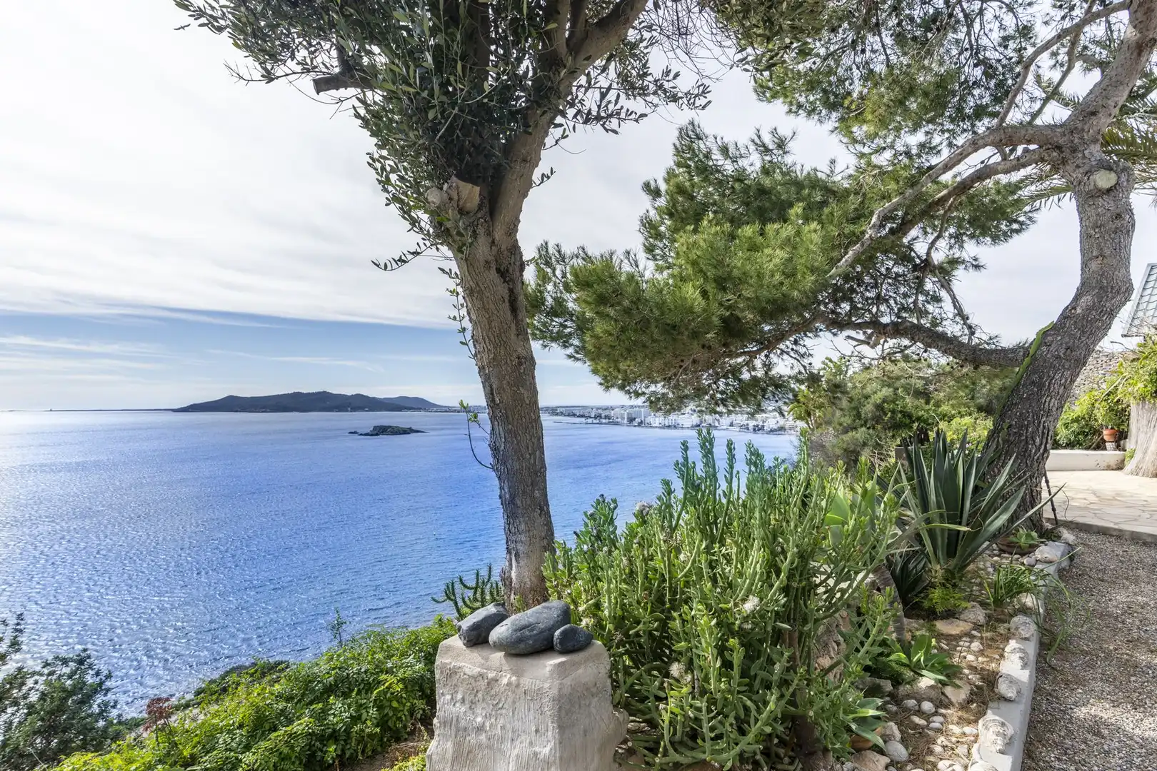 Jardí de Finca rústica en venda en Eivissa amb Aire condicionat, Calefacció i Jardí privat