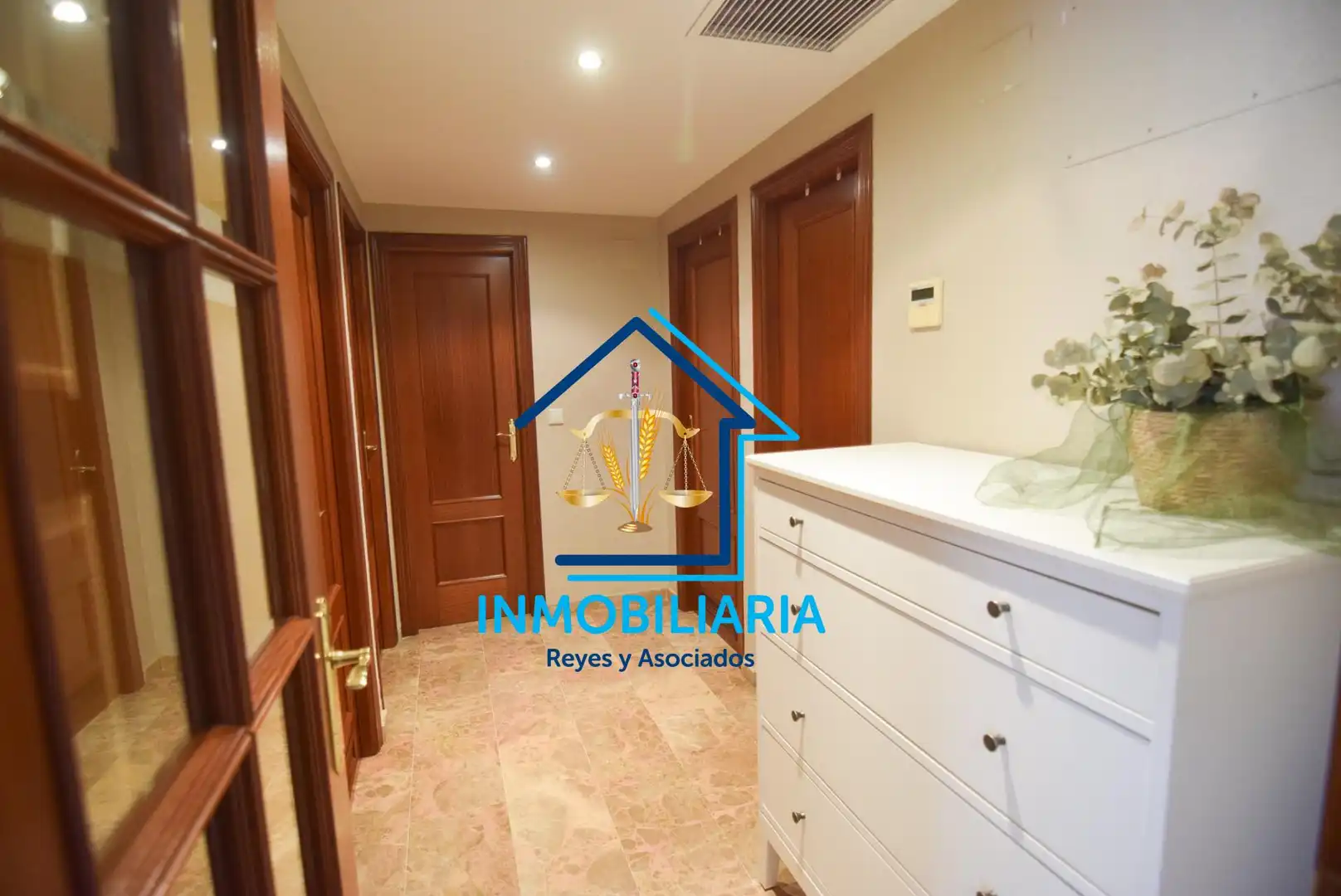 Flat for rent in Córdoba  with Air Conditioner, Furnished and Balcony