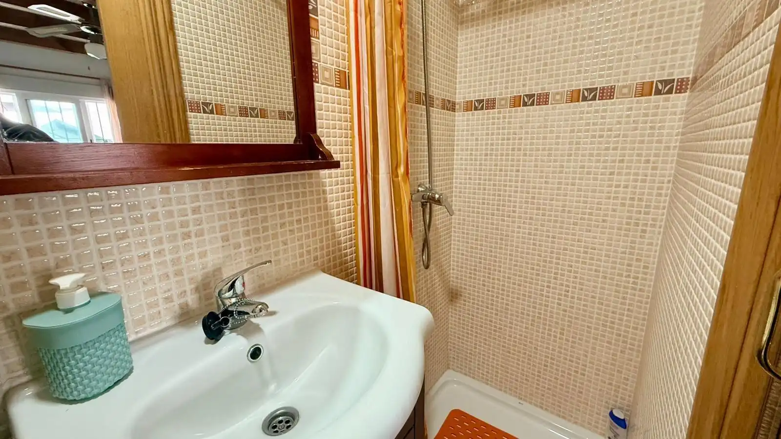 Bany de Casa o xalet en venda en Zarzuela del Pinar amb Calefacció i Moblat