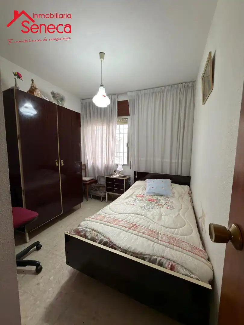 Habitación de Piso en venta en Córdoba con Calefacción, Terraza y Trastero
