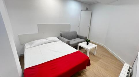 Foto 2 de Estudi de lloguer a Lucero, Madrid