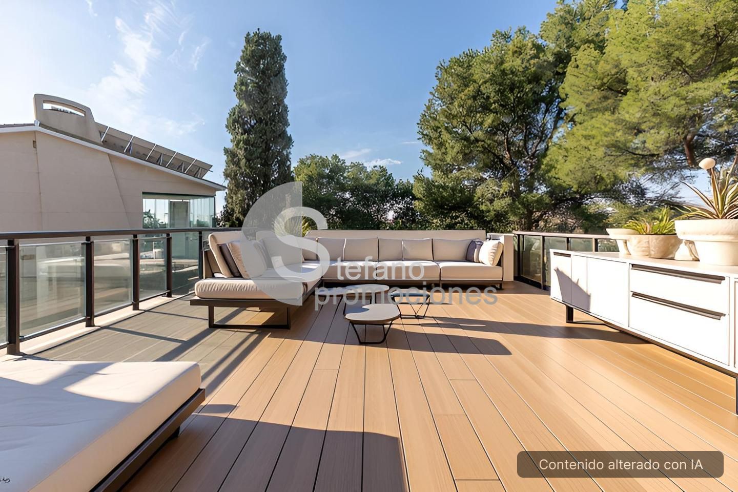 Terrassa de Casa o xalet en venda en Málaga Capital amb Aire condicionat, Jardí privat i Terrassa