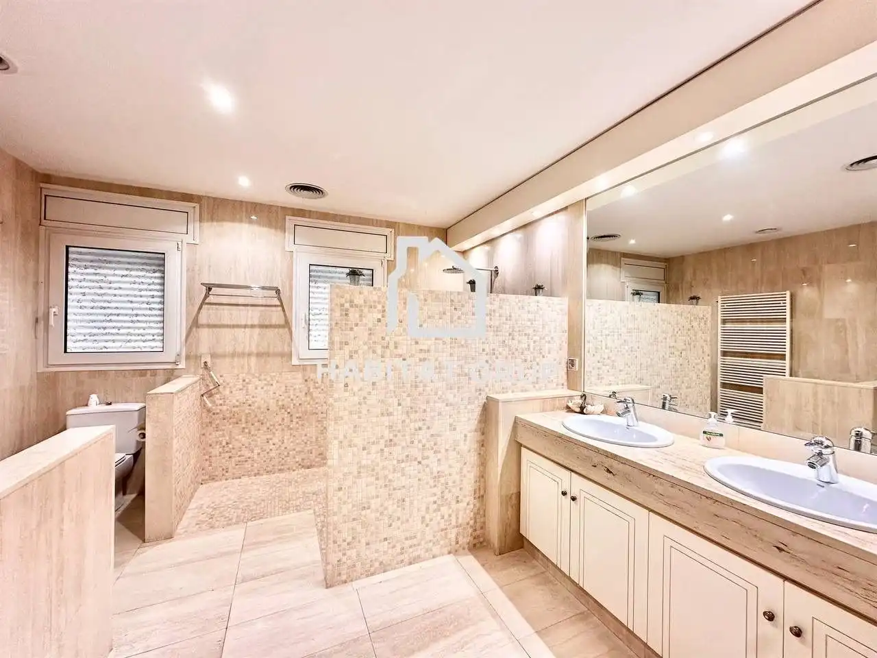 Baño de Casa o chalet en venta en Castellbisbal con Aire acondicionado, Jardín privado y Trastero