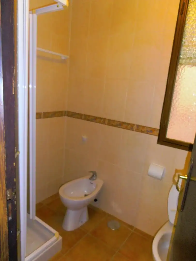 Badezimmer von Wohnung zum Verkauf in Lanjarón mit Terrasse und Balkon