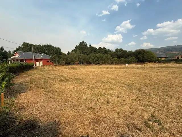 Residential zum Verkauf in Folgoso de la Ribera