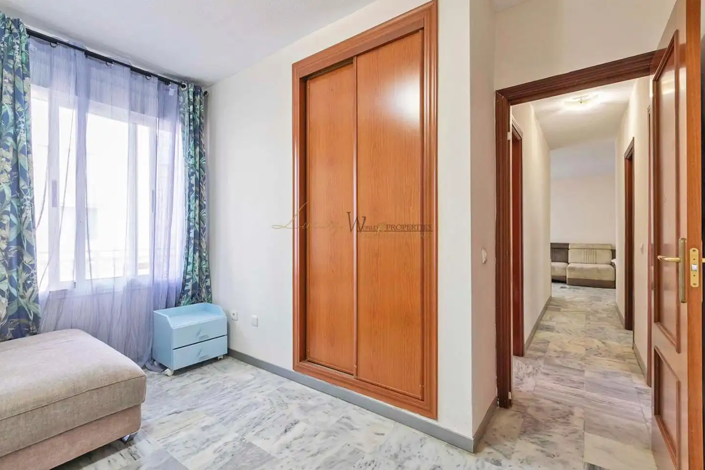 Dormitori de Apartament en venda en Arona amb Terrassa, Traster i Moblat