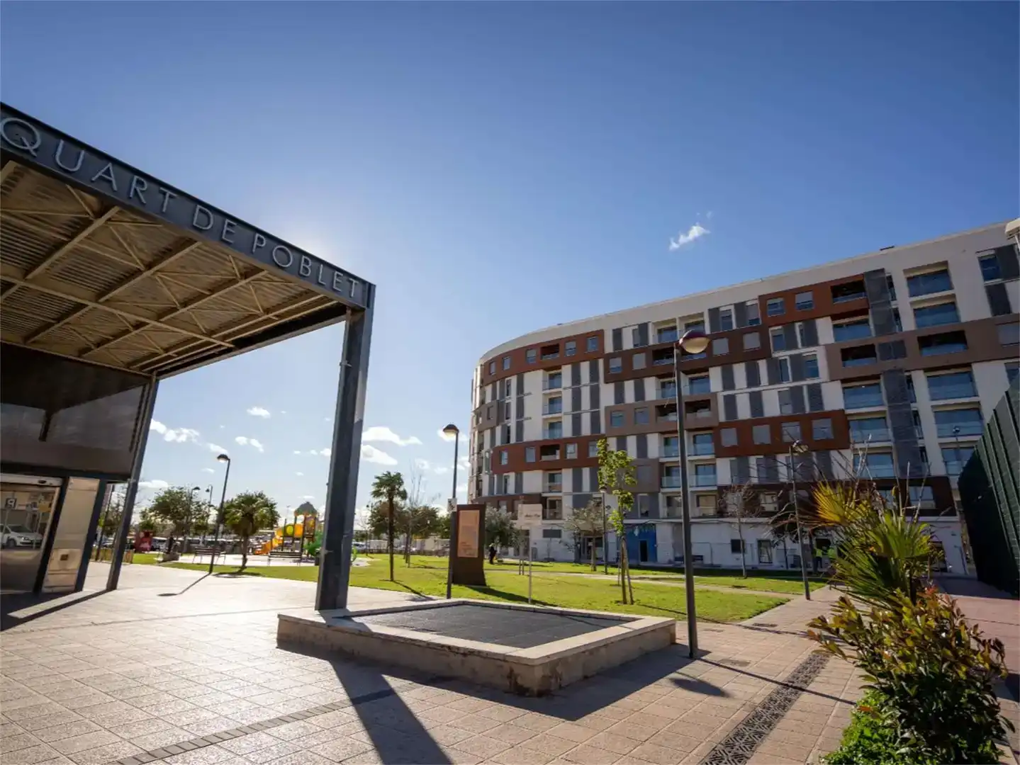 Außenansicht von Wohnung zur Miete in Quart de Poblet mit Klimaanlage, Parkett und Schwimmbad