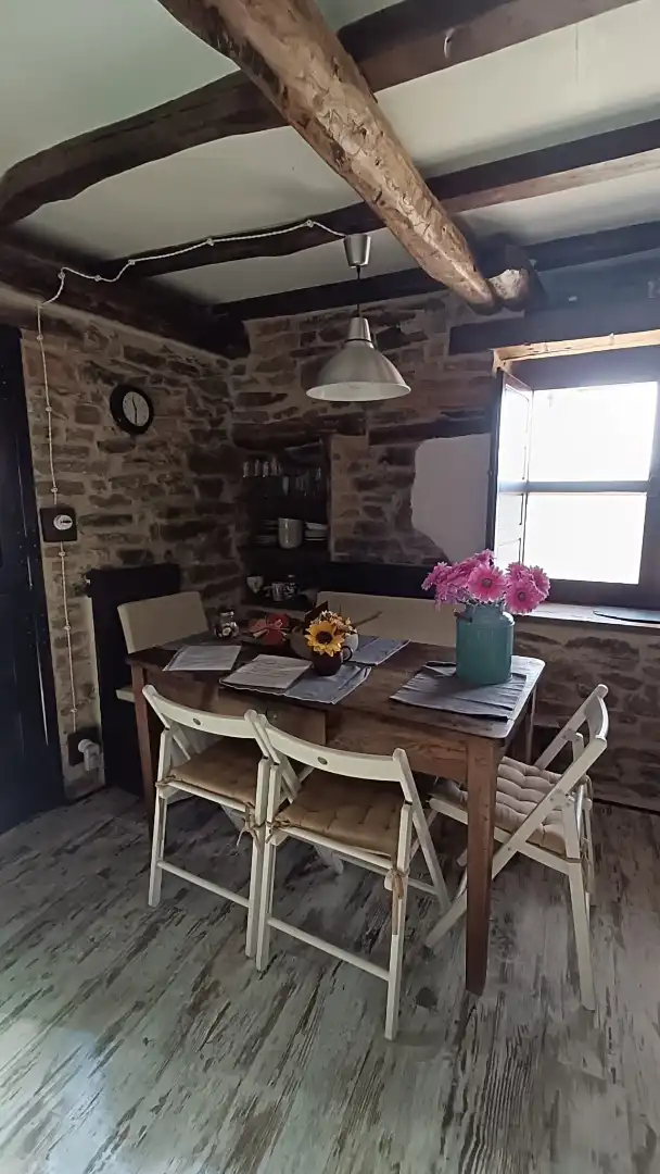 Menjador de Casa o xalet en venda en Mieres (Asturias) amb Jardí privat, Terrassa i Traster