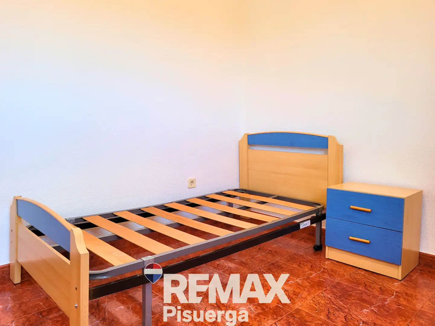 Habitación de Piso en venta en Valladolid con Calefacción y Balcón