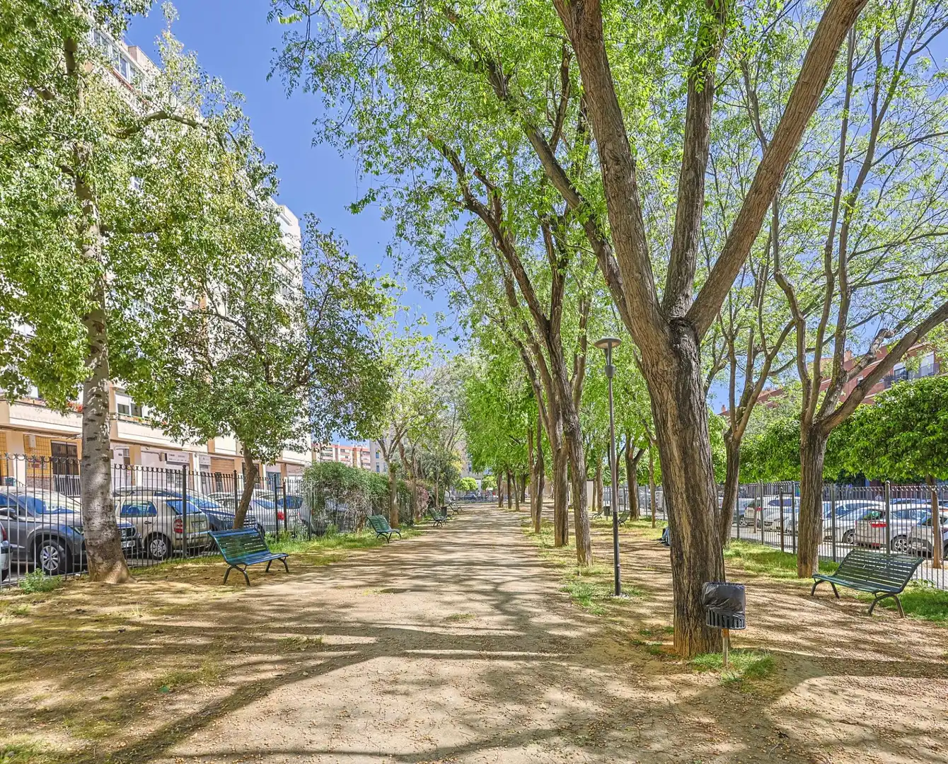 Exterior view of Flat for sale in Sevilla  with Air Conditioner and Furnished