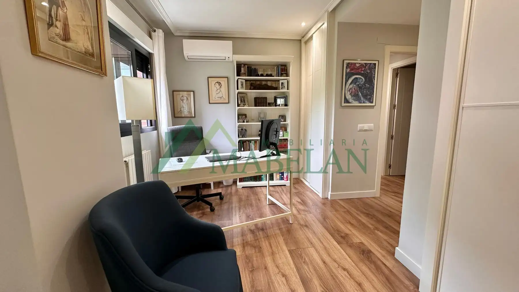 Piso en venta en Avenida de la Oliva, Golf - El Carralero
