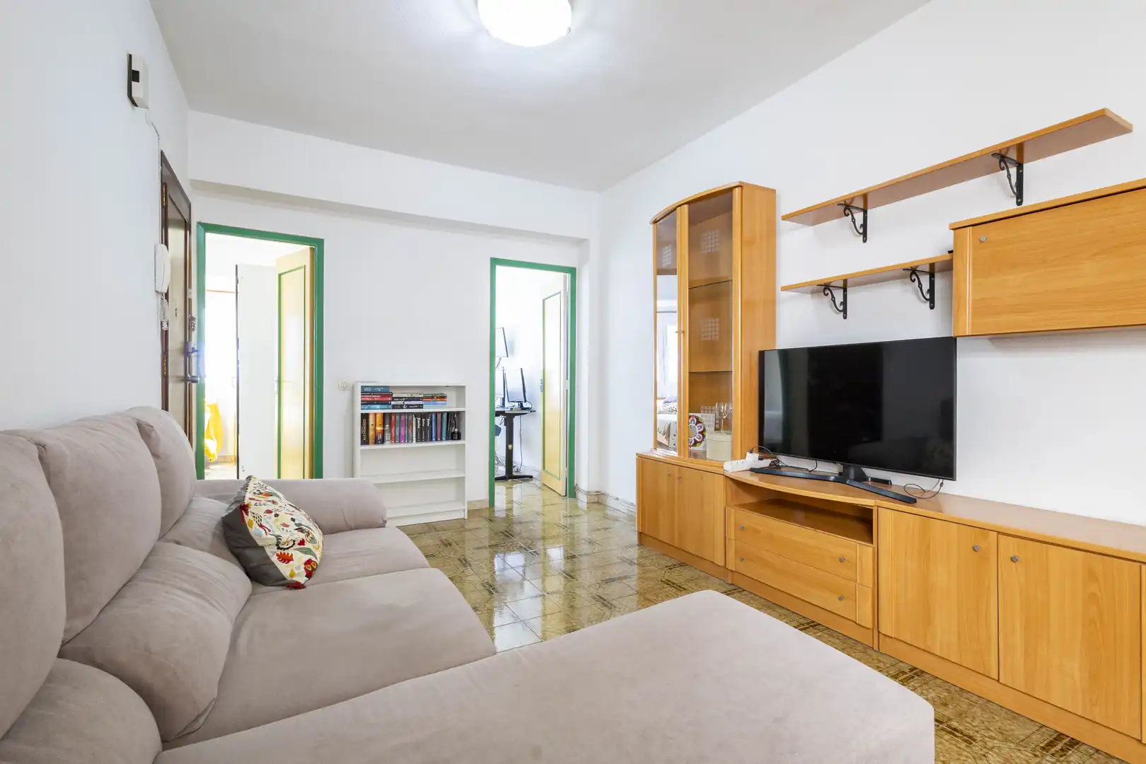 Sala d'estar de Pis en venda en Santa Cruz de Tenerife amb Calefacció i Moblat