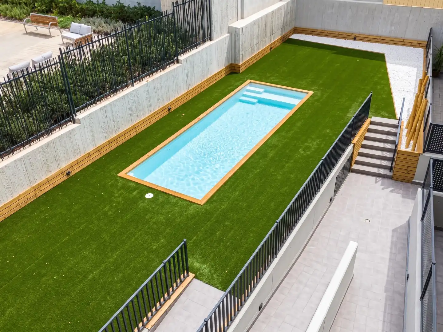 Piscina de Piso en venta en L'Hospitalet de Llobregat con Aire acondicionado, Calefacción y Jardín privado