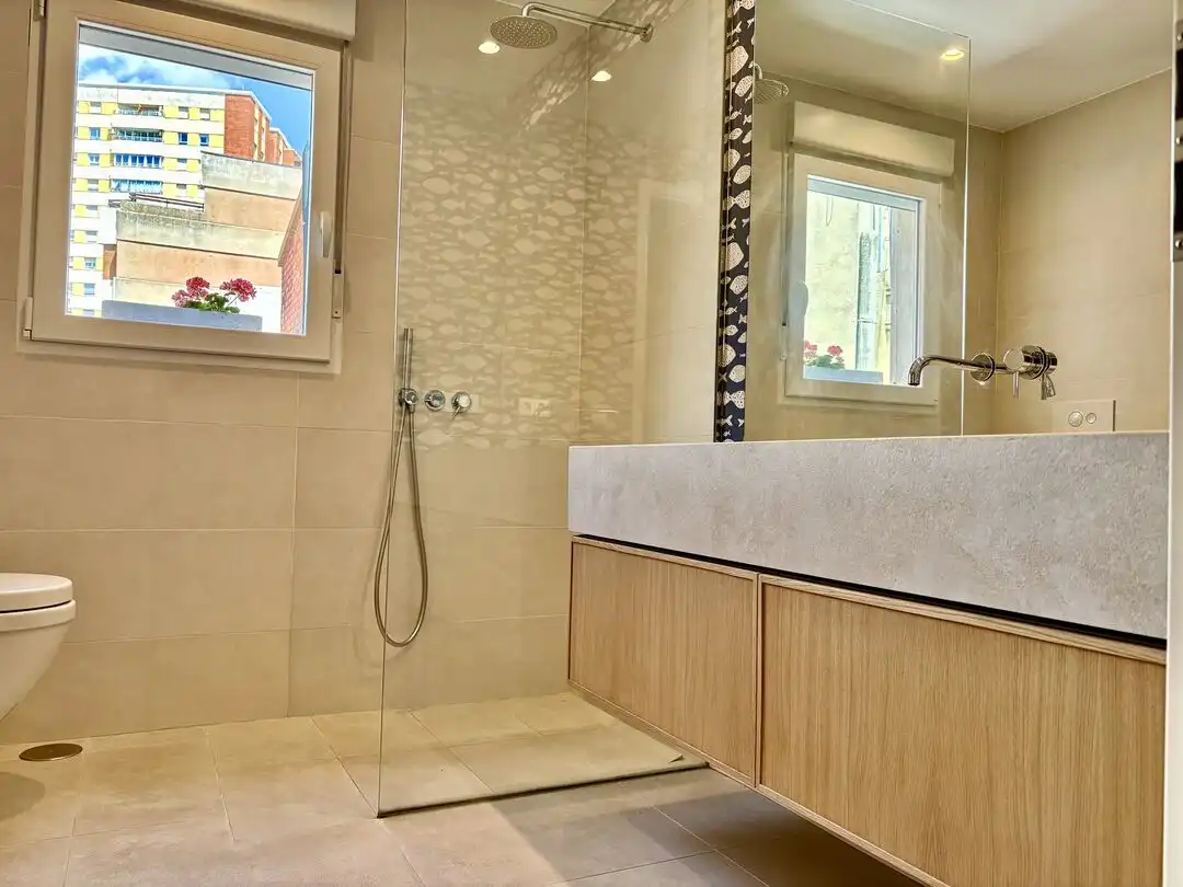 Bathroom of Duplexes for sale in Talavera de la Reina  with Air Conditioner, Terrace and Balcony